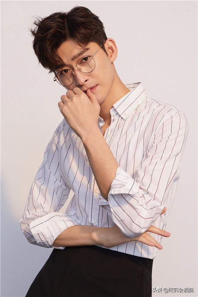 郑爽节目上讲上海男人搞不定，胡彦斌连发微博