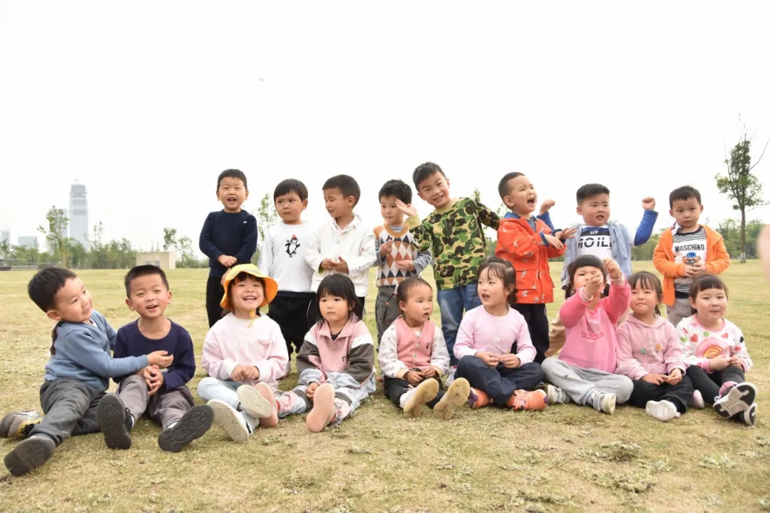 寻春丨 四川天府新区元音幼儿园组织踏春活动