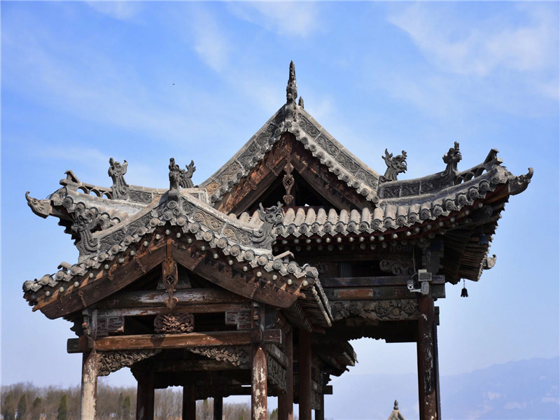 山西一地标走红，人称“民间故宫”，面积比乔家大院还大500平