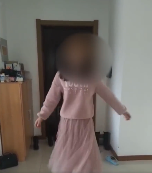 女孩疫情期在家办公被勒颈身亡|女孩疫情期在家办公被勒颈身亡原因是什么？嫌疑人3天杀4人最新消息 警方曾悬赏2万追凶