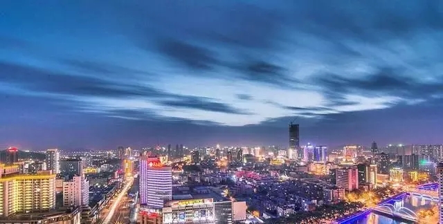 苏北经济最强的城市，GDP突破7000亿元，未来有可能晋升新一线