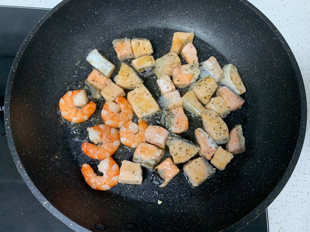 最适合孩子吃的鱼，肉嫩刺少，营养全面好吸收，贵点也值