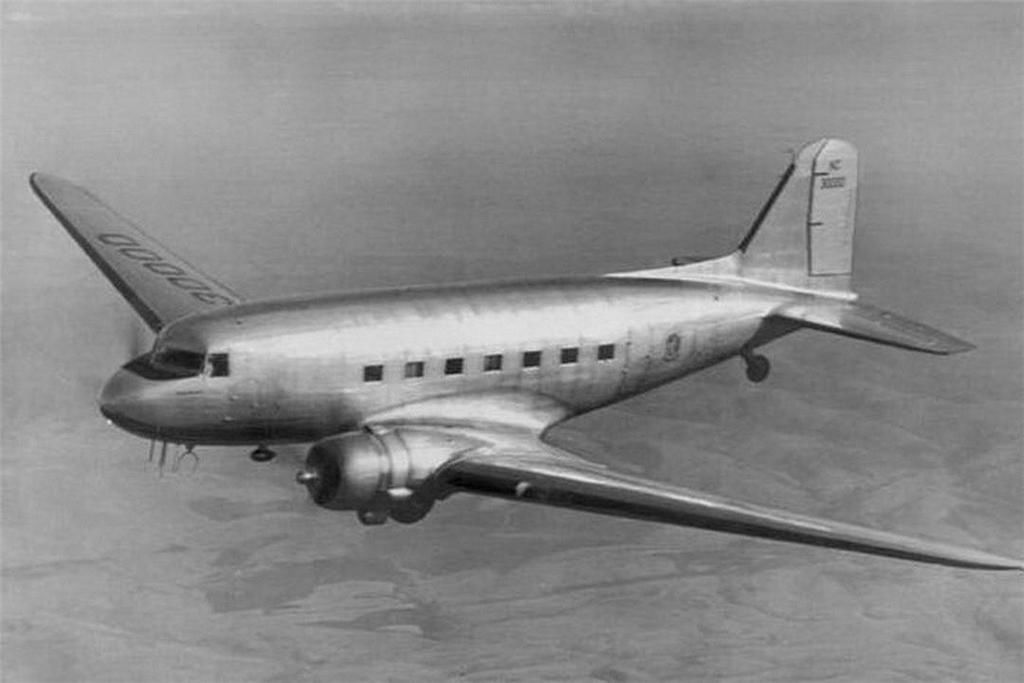 Flight 914 mysteriously disappeared in 1955. 35 years later, passengers ...