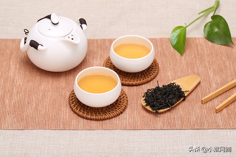 茶杯上的茶渍很难去除，用这5种方法，让你轻松去茶渍