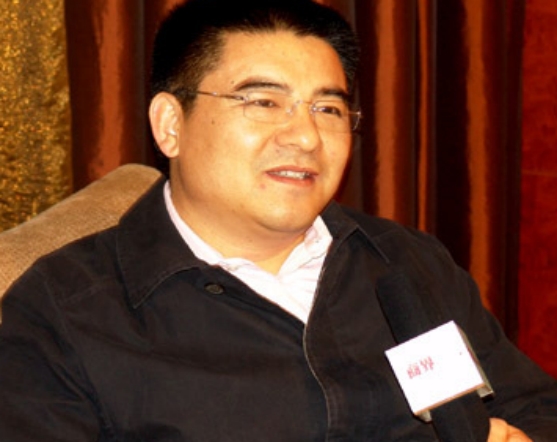 ​一手好牌打烂？30岁千万身家，豪捐30亿成首善却沦落成“首骗”