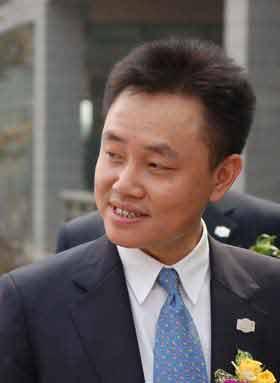 中国历届首富而立之年都在做什么？有的也跟你