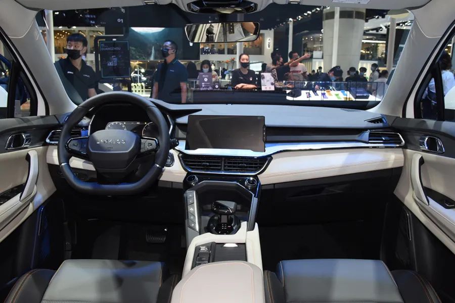 远离续航焦虑，可上绿牌，这4款15万左右的插混