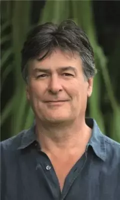 《塞伦盖蒂》:自然界的野性呼唤,第三视角下的“生存与反抗”