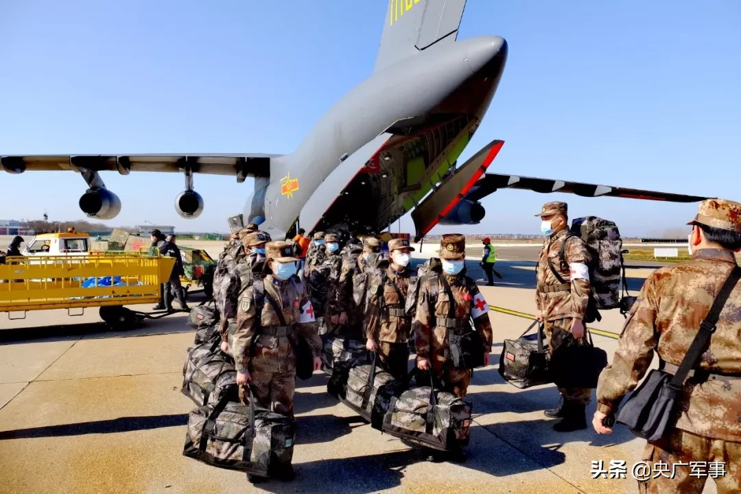 军队代表委员：弘扬伟大抗疫精神，把人民至上