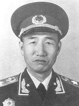 此人因为长得丑，没被蒋介石看中，最后成为我国的开国元帅