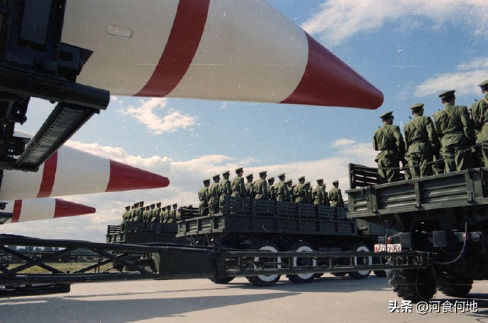 1984年国庆节大阅兵，为什么能够成为最受瞩目的