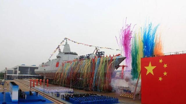 055大驱已服役，我国下一代驱逐舰提上日程：黑