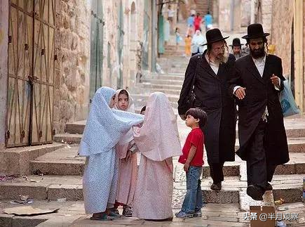 美国控制着全世界, 又是谁在掌控美国呢? 揭露美