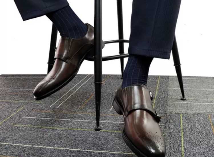 老板都穿什么皮鞋答案来了