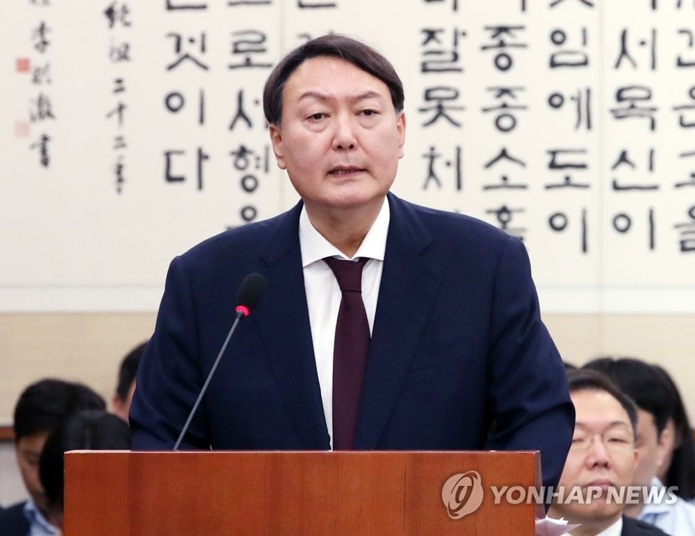 文在寅最大危机！支持率暴跌遭韩国人唾弃，恐下台就入狱？