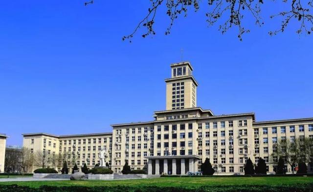 2021天津高校排行榜公布，南开大学屈居第二，天津工业大学排第三