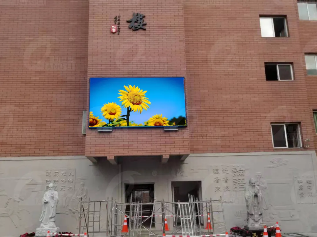 距离产生美？不！户外小间距近看也很美