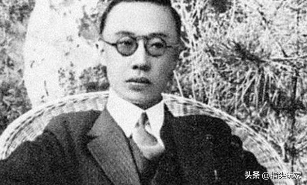 溥仪第一次拿到60块钱工资，看他都买了些啥？不愧是坐过龙椅的人