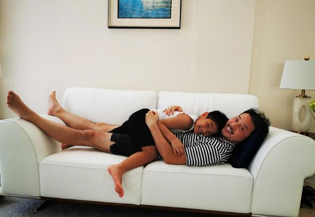 胡可说安吉是她最好的礼物，问小鱼儿吃醋吗？