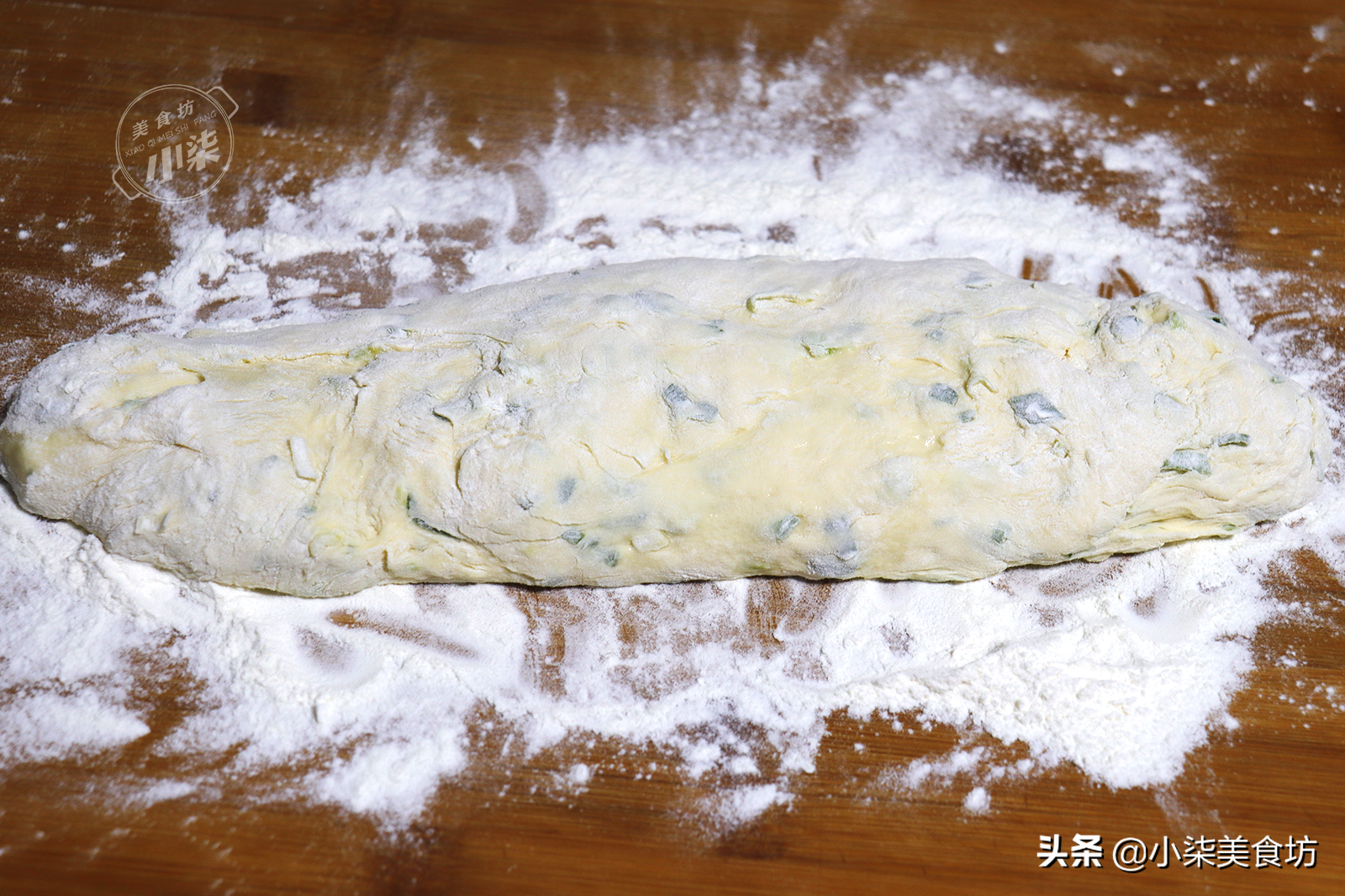 這餅我一周做2回，筷子一攪，外酥裡軟，大人孩子搶著吃，太香了