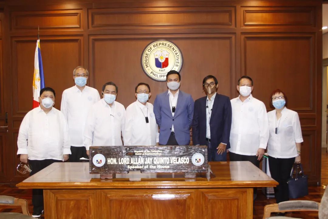 许长安：讲好中菲故事 当好“民间使者”