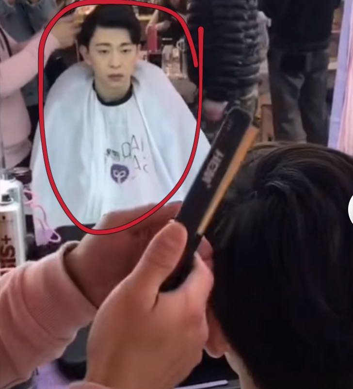 Come across Deng Lun " do one's hair " , one face is unripe without can love, left to expose true skin however after filter lens