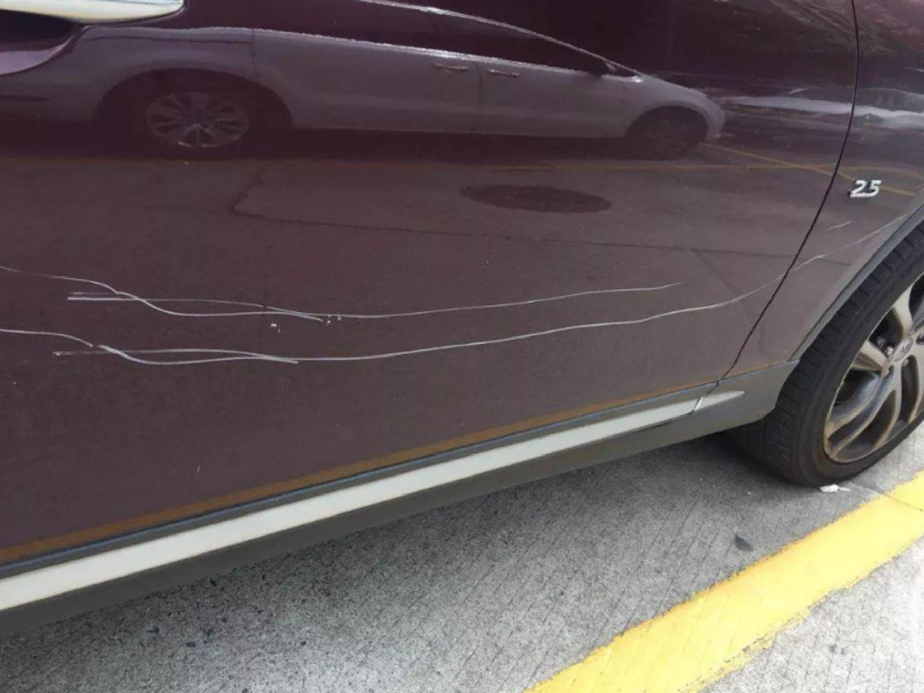 車換了這么多，為啥懂車的人很少買白色？內行人：不買就對了
