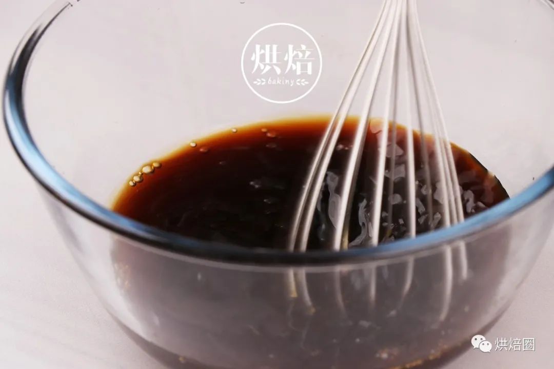 零失败古早台湾黑糖糕 比发糕好吃太多 口感松软 不粘牙 甜而不腻