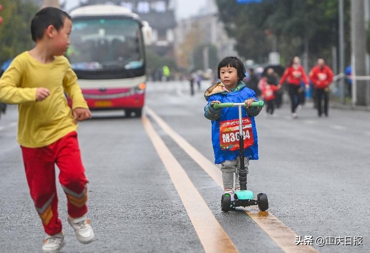 5000余人参加2020重庆铜梁原乡风情马拉松