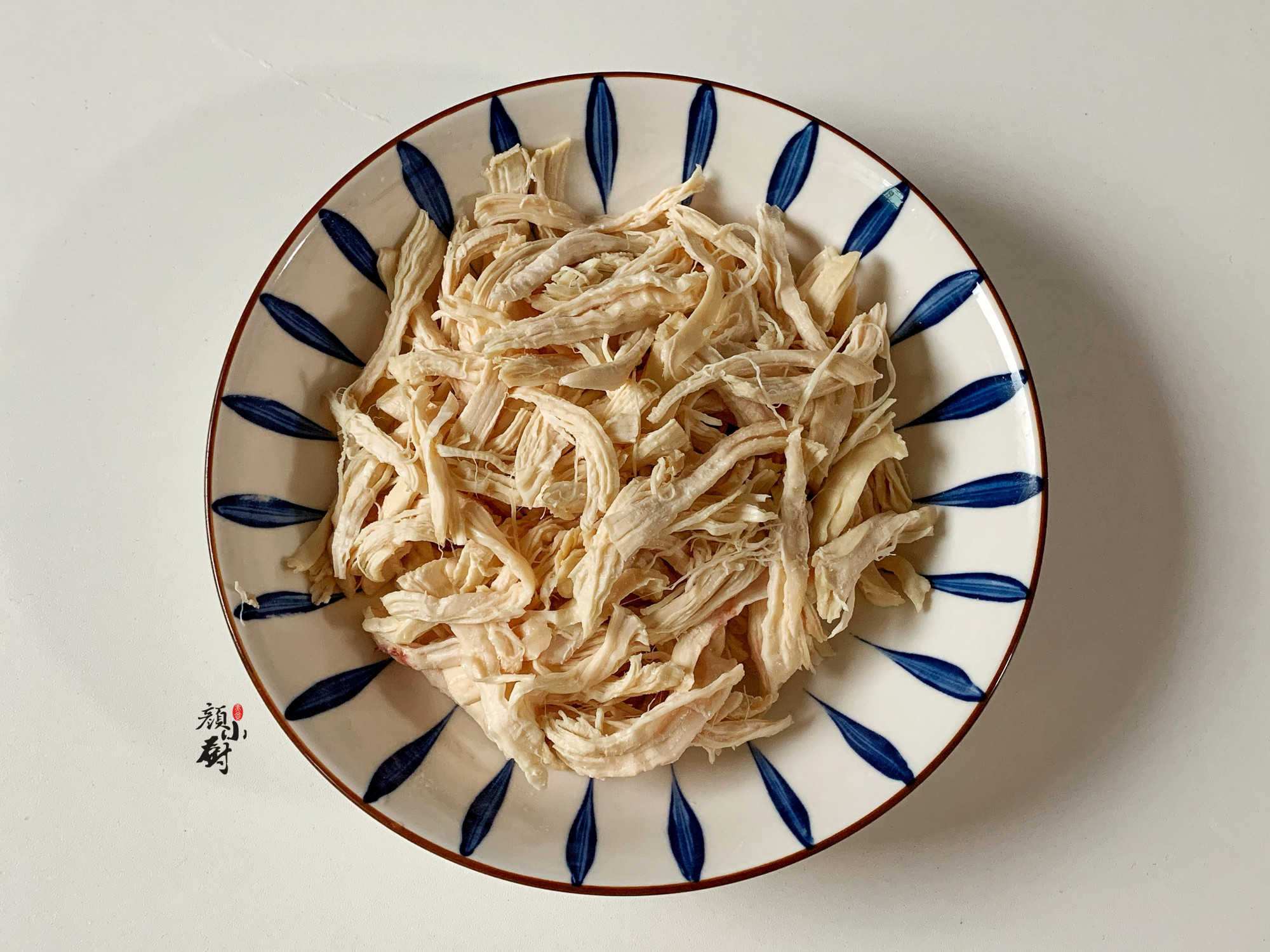 這肉2天不吃就饞它，高蛋白低熱量，炒上一盤用生菜包著吃，美味