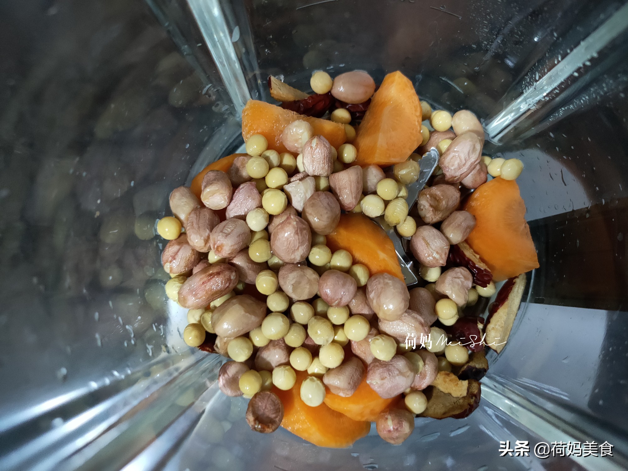 做豆浆别只加黄豆，多加三样食材，香浓细腻营养好，比牛奶还好喝