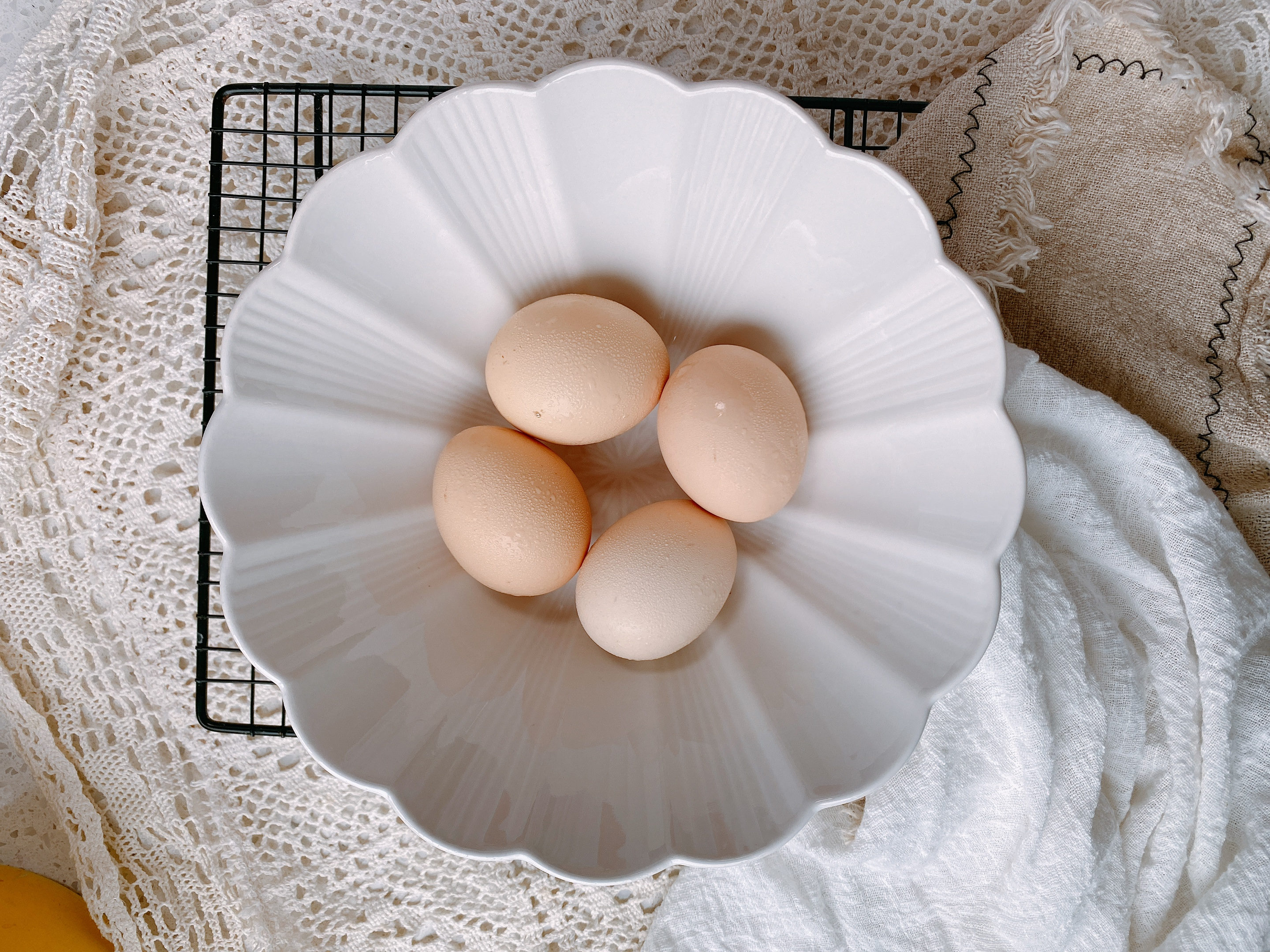 蒸蛋總失敗，牢記“4忌2放”，蒸好的蛋羹又滑又嫩，好吃到犯規