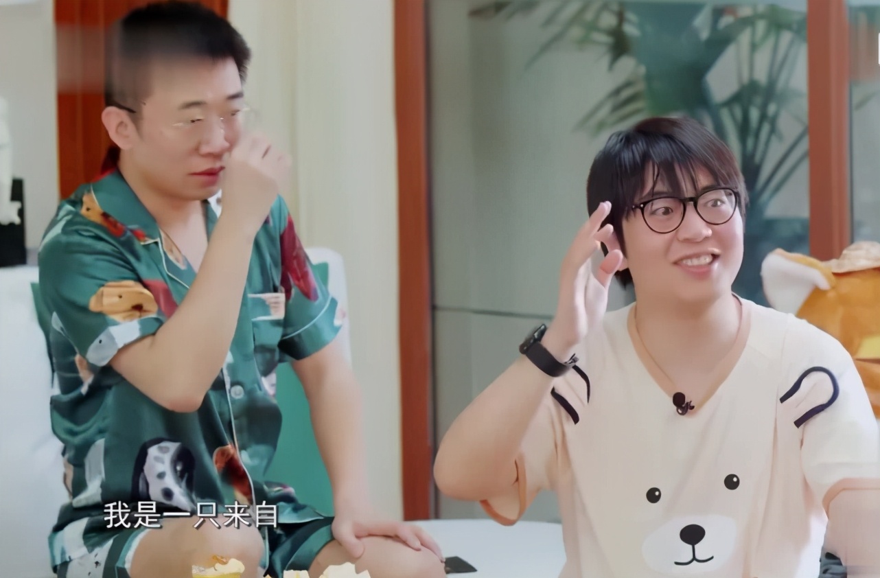 郎朗娇妻吉娜怀孕腰没变化,明星买热搜疯狂营销何时能了