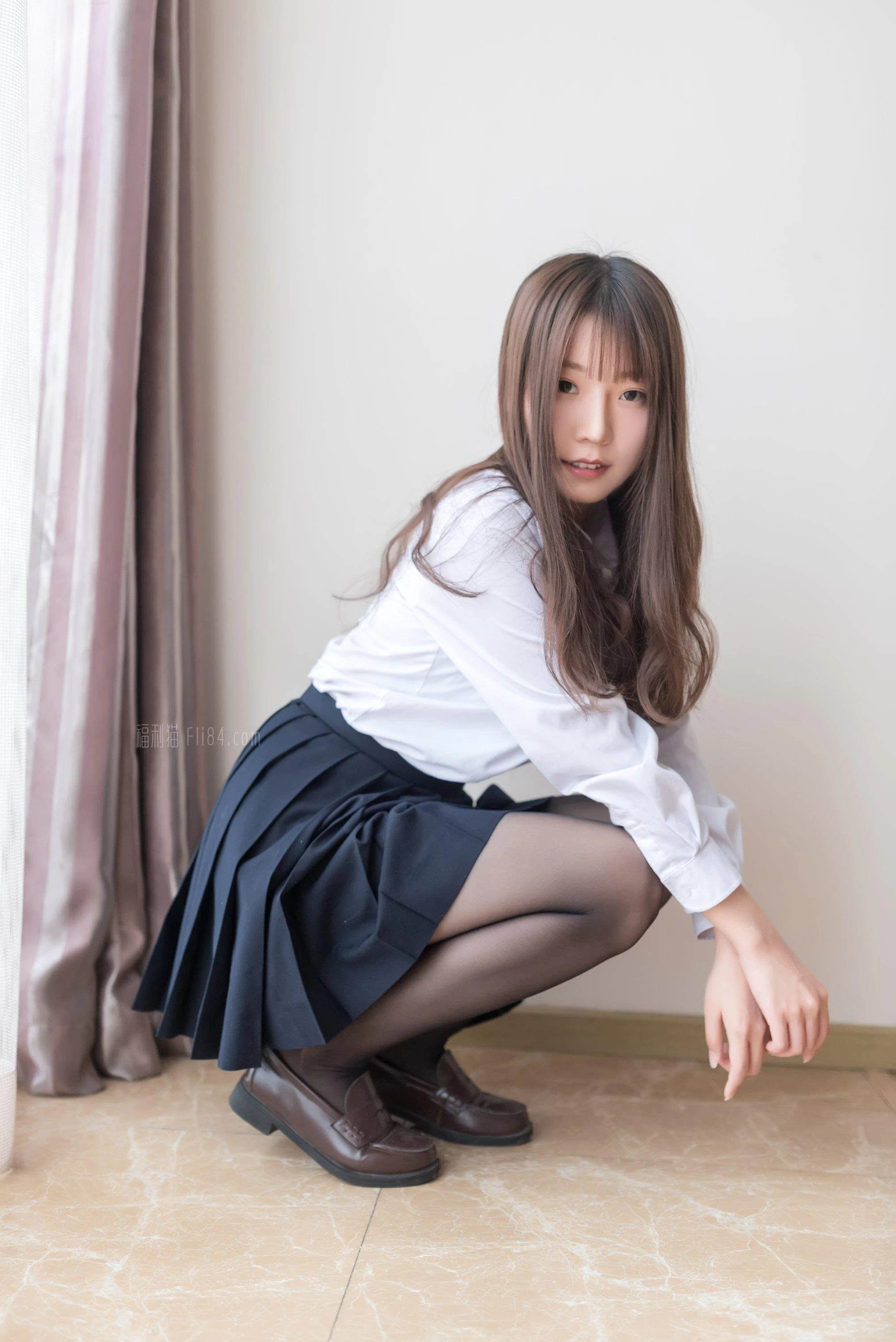 香草喵露露《黑丝JK》[45p]