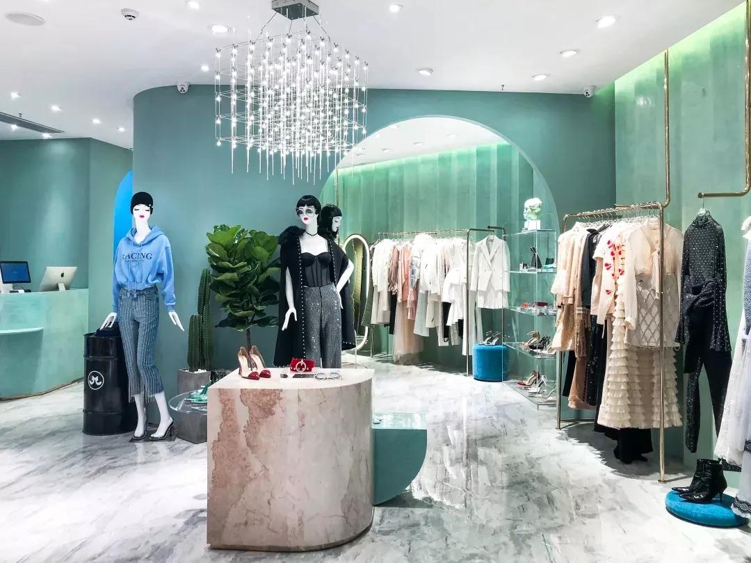 从1单到10连单，从月薪3000到月薪3W！她只认准这招