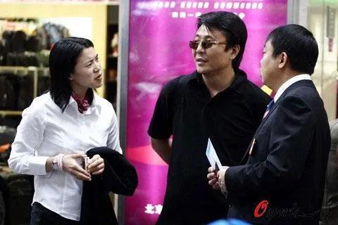 王楠的故事：世乒赛三连冠第一人，曾患癌症，大八岁老公不离不弃