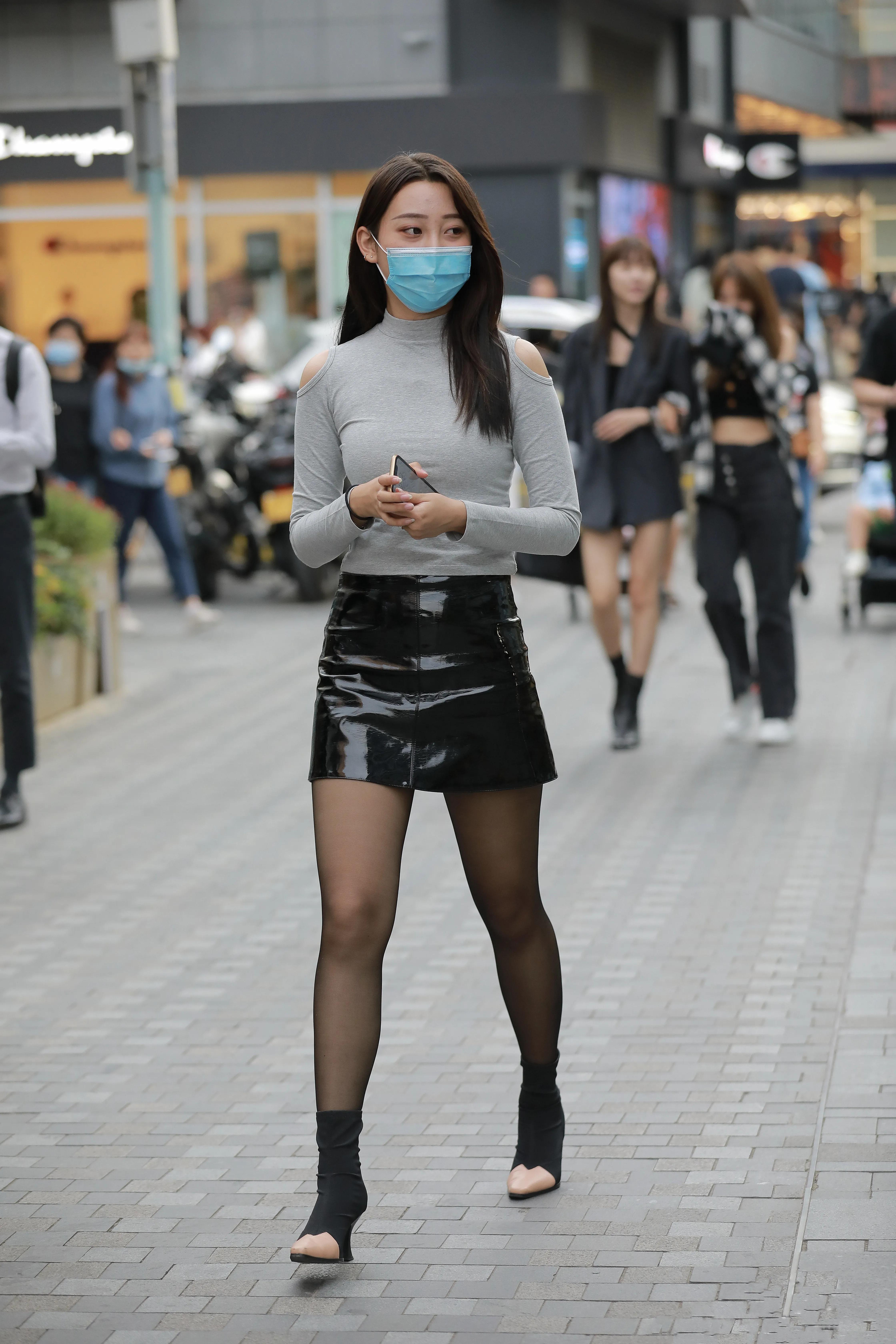 知性优雅的穿着搭配街拍图片