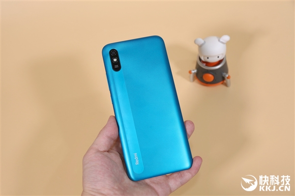 599元！Redmi 9A开箱图赏：6.53英寸水滴屏+5000mAh大电池