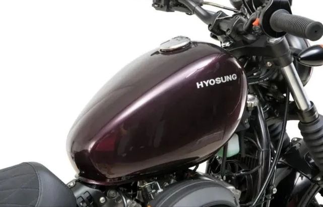 太子摩托车 我想买一辆王子摩托车。皮革坚固耐用，配件容易找到，油箱也很大。哪一个合适？