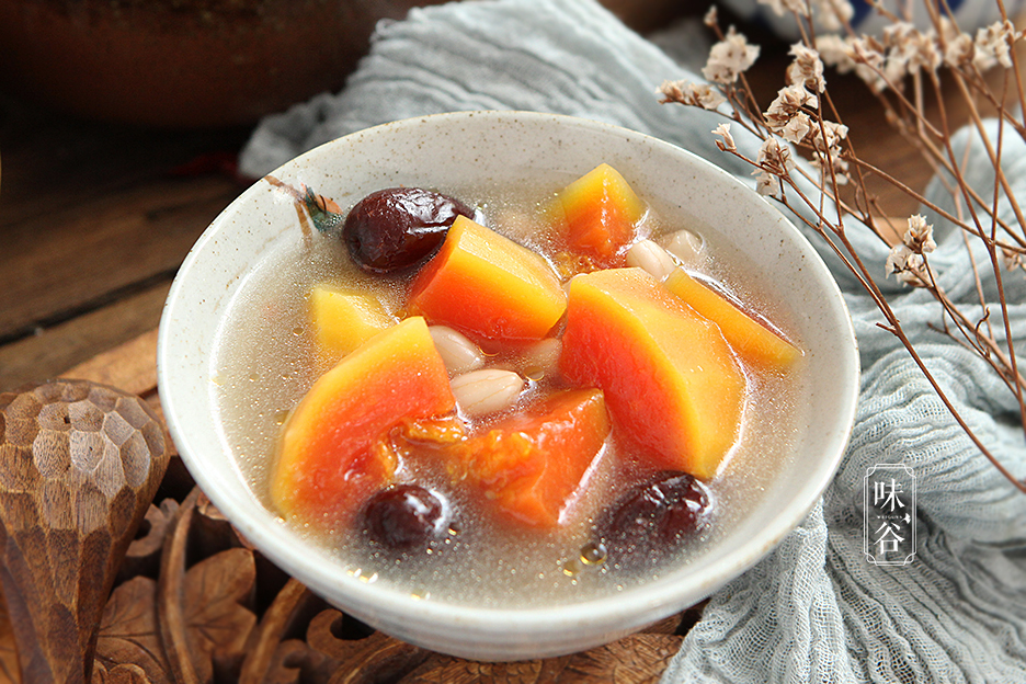 夏天遇到这瓜别手软，用来煲汤清润可口，皮肤水当当，比敷面膜强