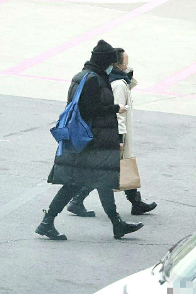 天后王菲身边又见一男子同行，2个月4次被拍，次数胜过谢霆锋