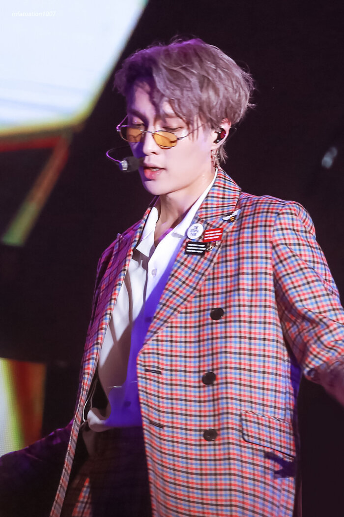 Zhang Yi promotes birthday to send long article cherish to be thankful, oneself open a firm, the boss evaluates him to will become China the first