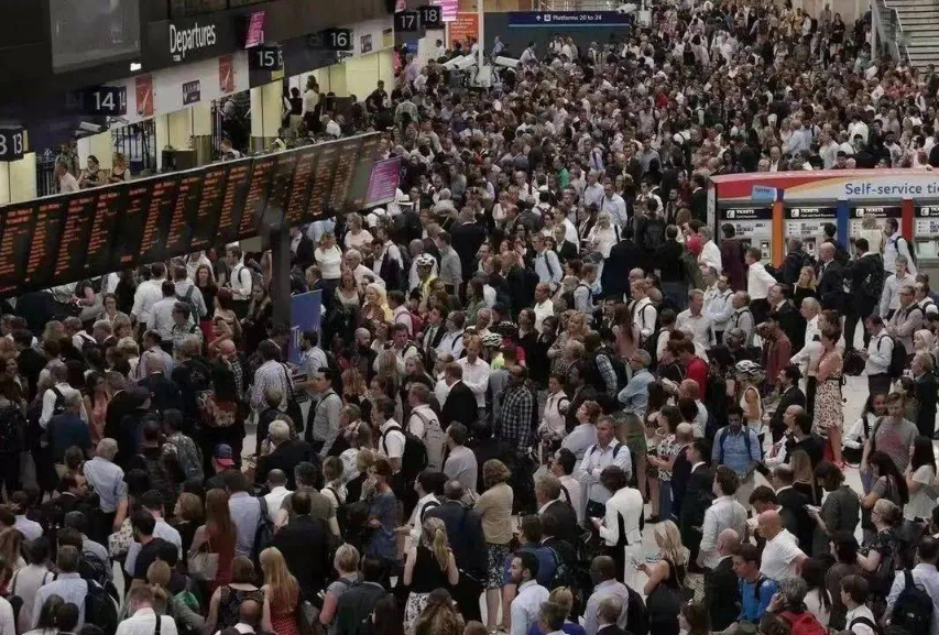 英国人有完没完？“大逃亡”祸及多国还不安分，又向中俄发起挑衅
