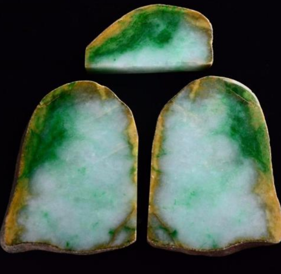 一块原石标价数千万,抢购者还多次加价,翡翠被称为疯狂的石头