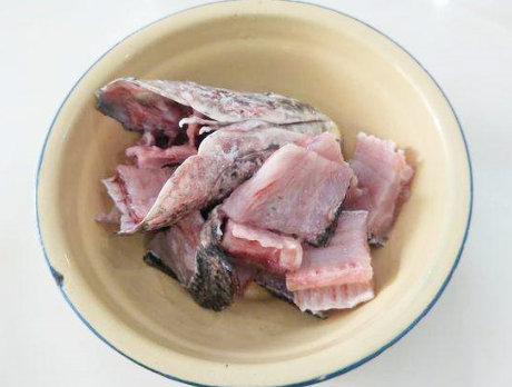 图片[2]-做酸菜鱼 鱼片直接下锅是不对的 教你正确做法 鱼片嫩滑不易碎-起舞食谱网