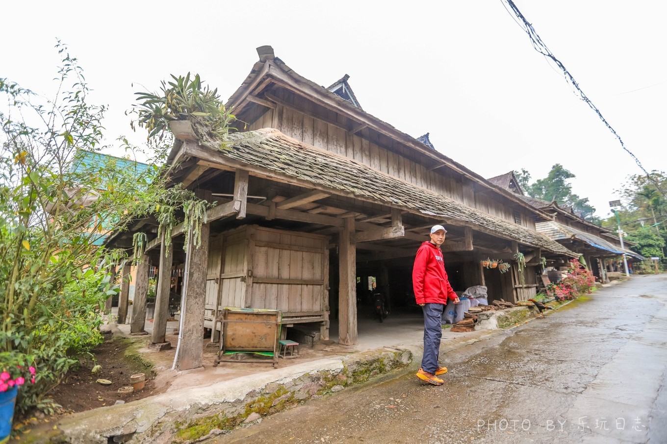 等3曼丟村傳統的傣族民居竜林文化百年古寺千年佛寺壁畫4曼飛龍村幹欄