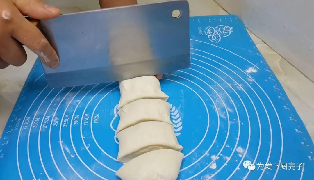 家常蔬菜捲餅做法，掌握配方技巧，張張柔軟勁道，真的太好吃了