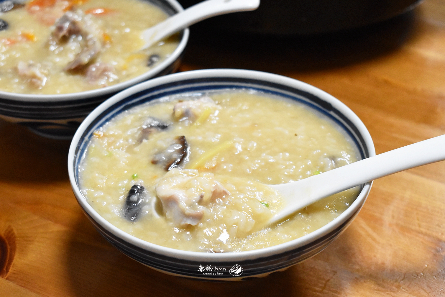 早餐吃这碗粥太幸福了，只需三样食材，这样做鲜美香滑，营养丰富