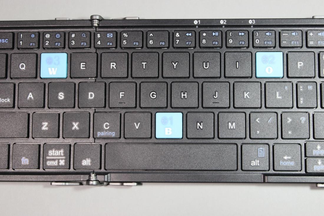 平板手机秒变生产力工具，B.O.W航世三折叠蓝牙键盘使用体验