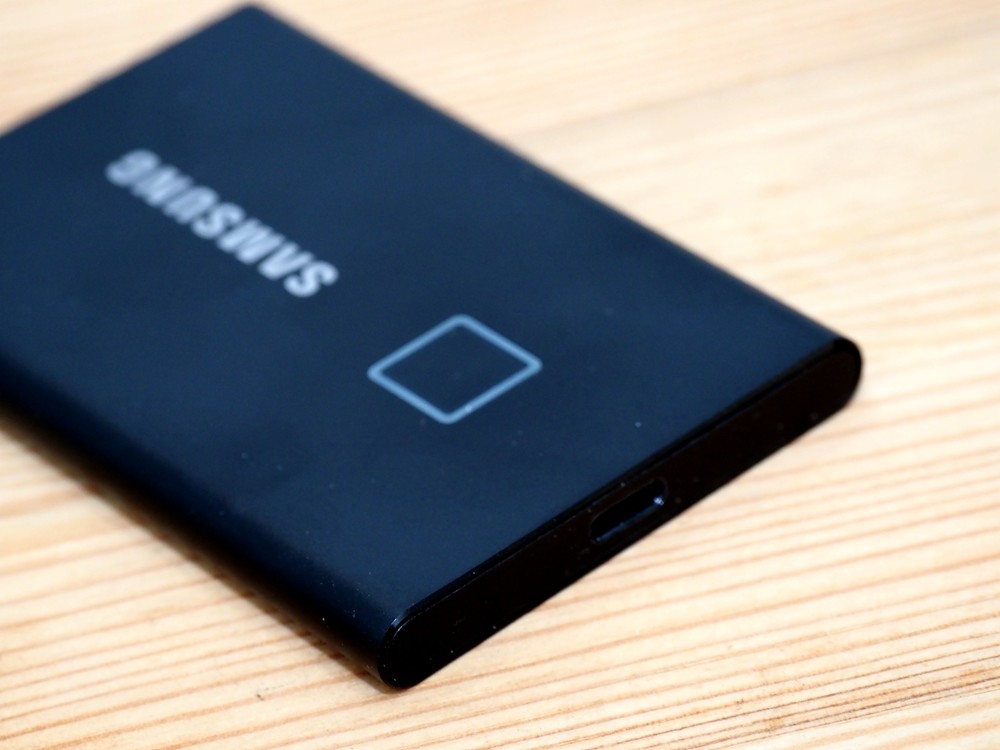 小巧、高效能SSD ，三星 Samsung Portable SSD T7 |硬核测评